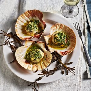 Scallops_with_hazelnut